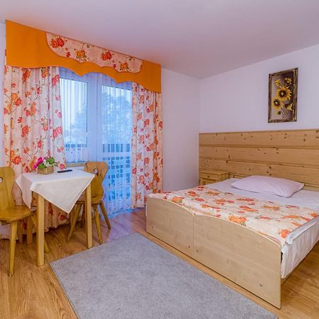 Dom Wczasowy Anna Maria Sierockie Bagian luar foto