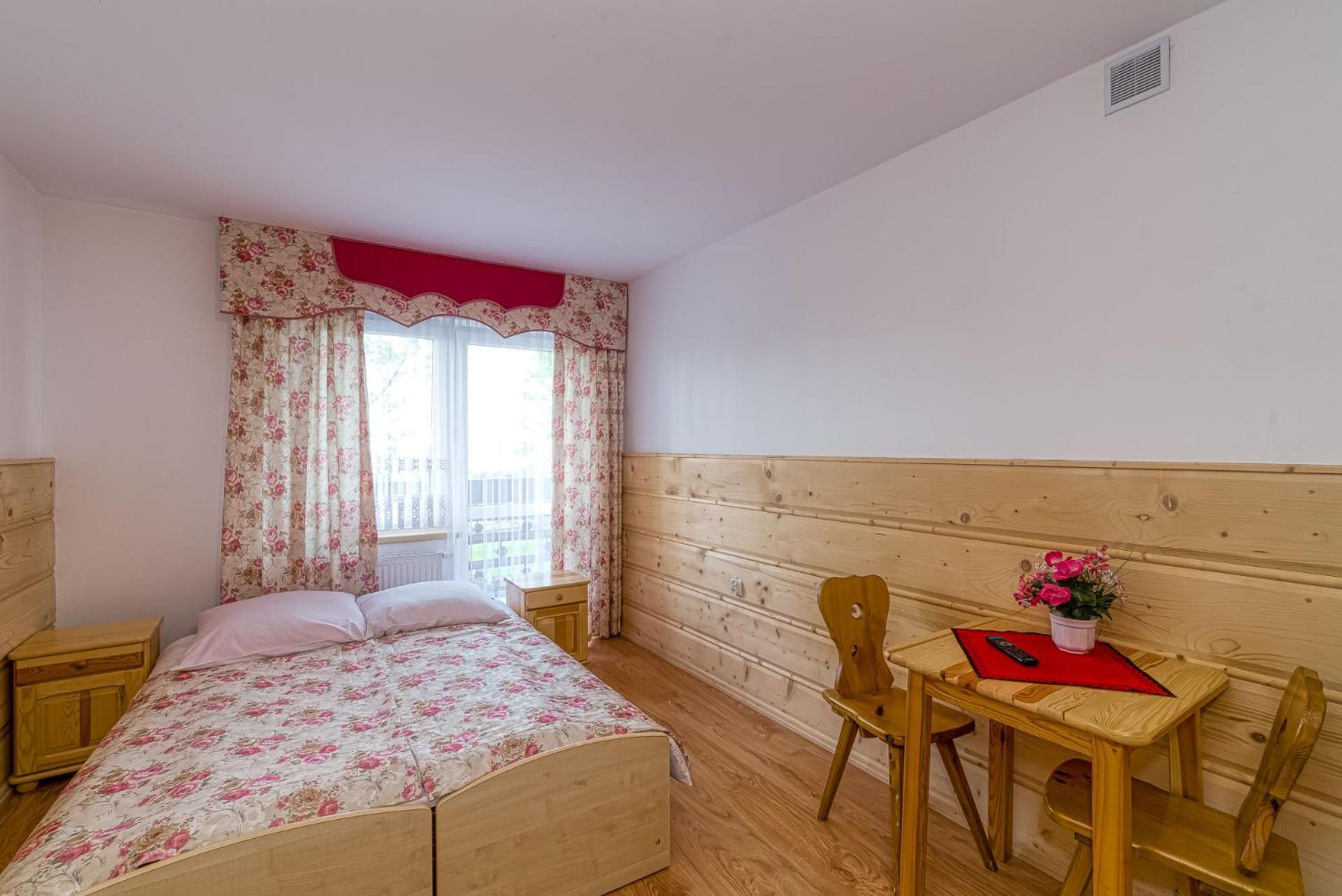 Dom Wczasowy Anna Maria Sierockie Bagian luar foto